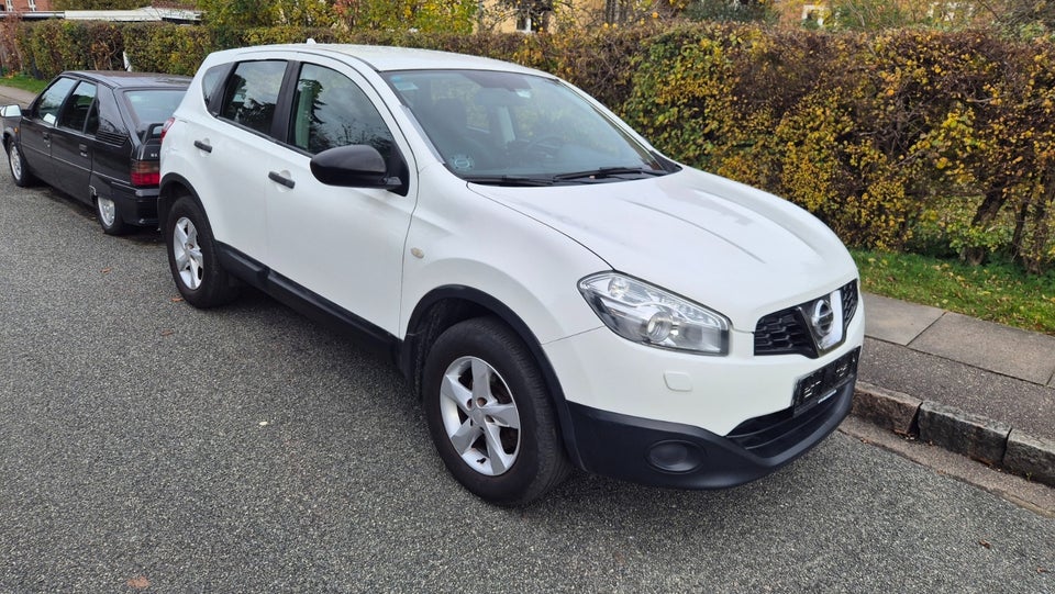 Nissan Qashqai 1,5 dCi 110 Tekna 5d
