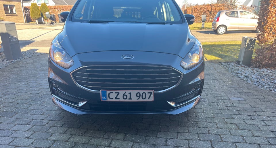 Ford S-MAX 2,0 EcoBlue Titanium 7prs 5d