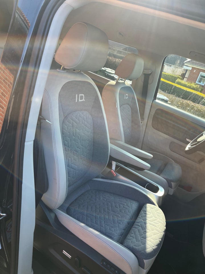 VW ID.Buzz 77 Style SWB 5d