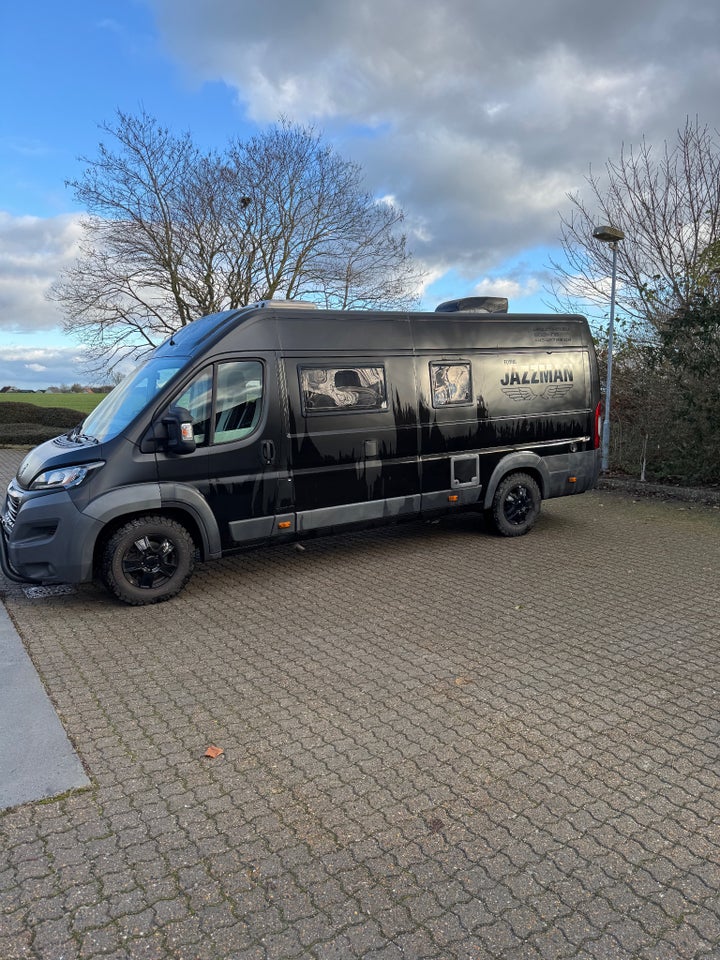 Bravia 636 2,0 Swan 2d