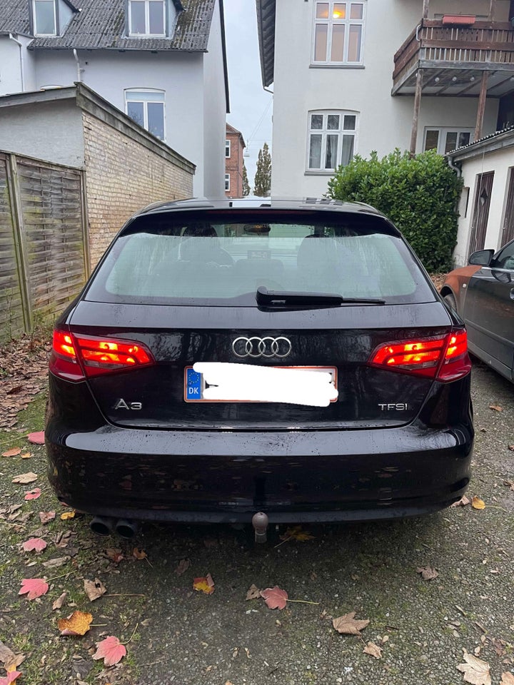 Audi A3 1,4 TFSi 122 Attraction Sportback 5d