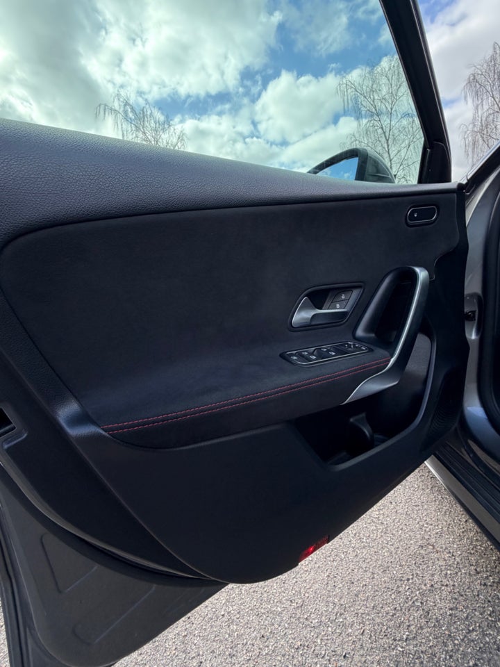 Mercedes A200 1,3 AMG Line aut. 5d