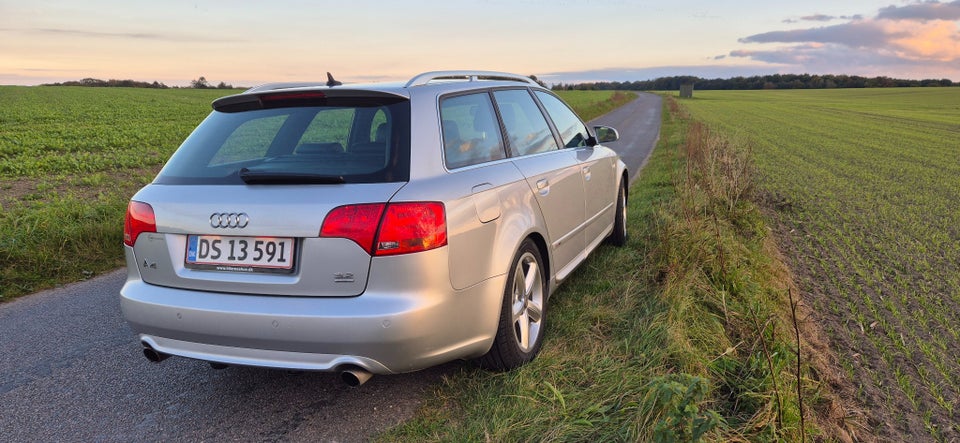 Audi A4 3,2 FSi Avant quattro Tiptr. 5d