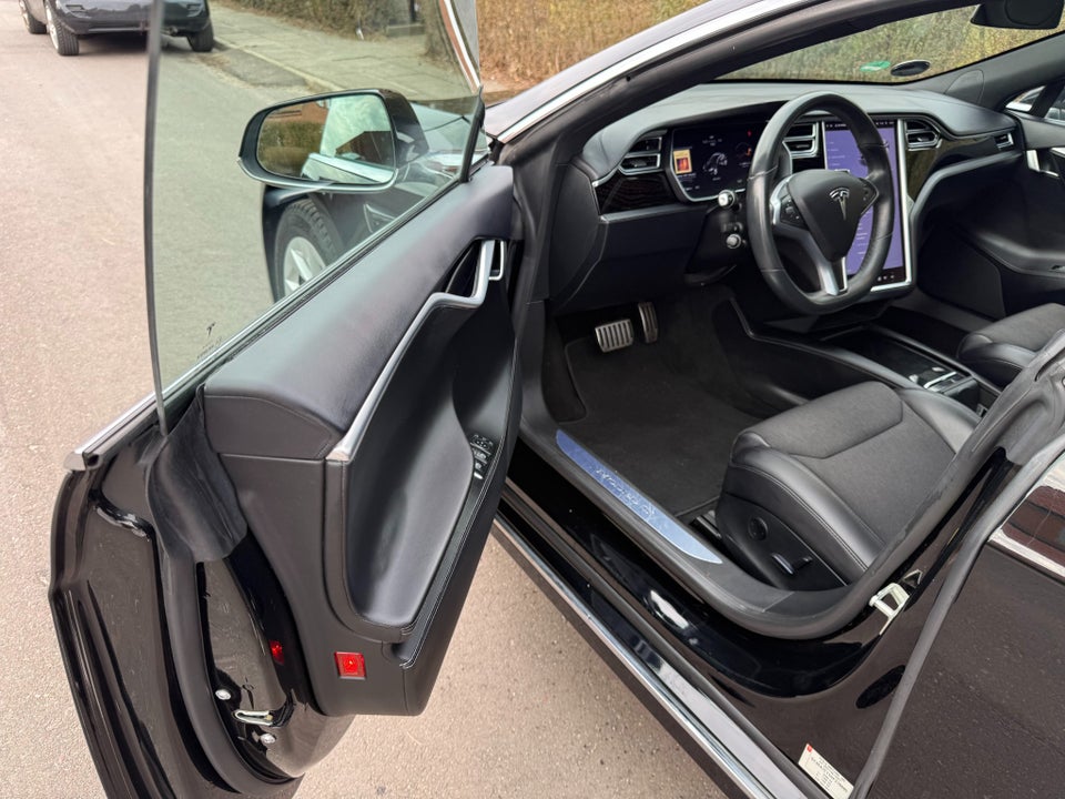 Tesla Model S 75 5d