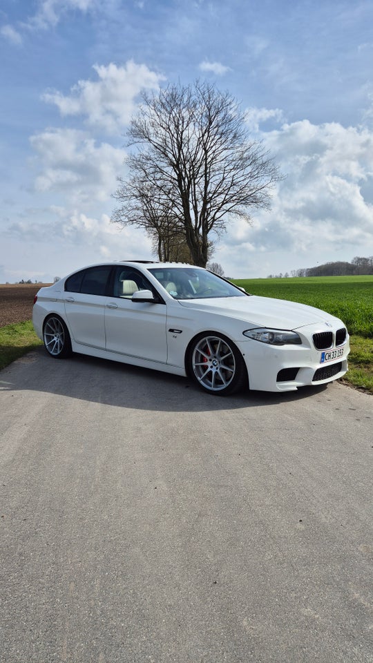 BMW 550i 4,4 aut. 4d