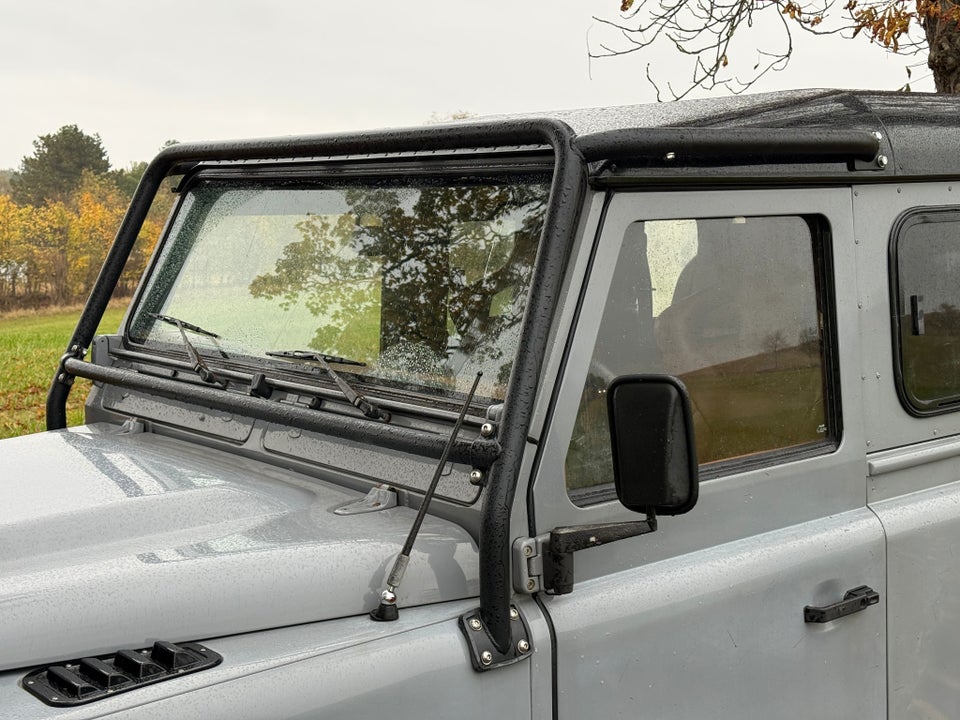 Land Rover Defender 110 6,2 V8 Crew Cab aut. 2d