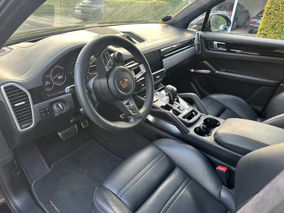 Porsche Cayenne Turbo S 4,0 E-Hybrid Tiptr. 5d