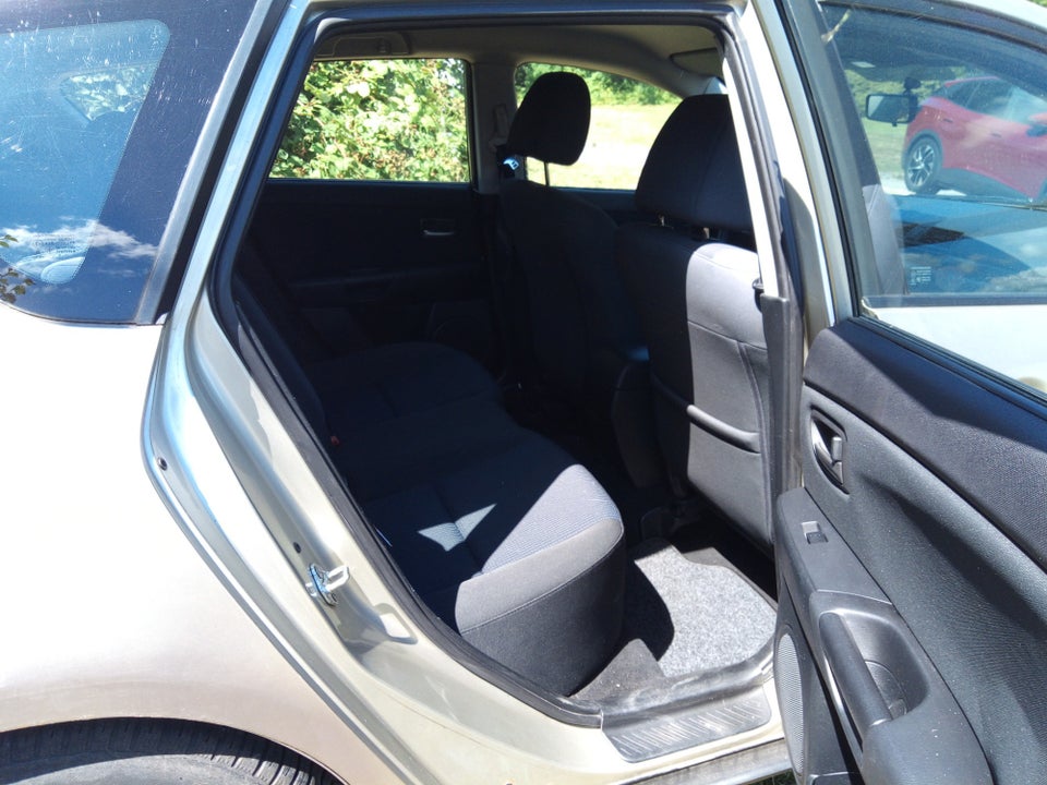 Mazda 3 2,0 Sport 5d