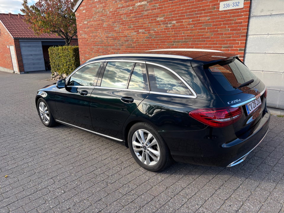 Mercedes C220 d 2,0 Avantgarde stc. aut. 5d