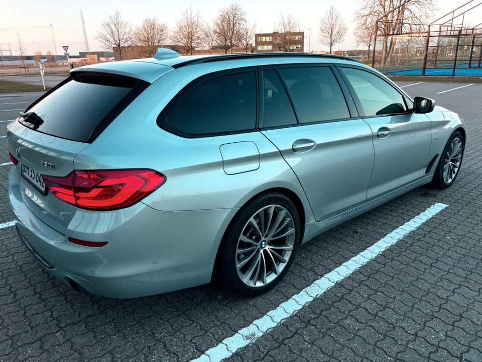 BMW 530i 2,0 Touring Sport Line aut. 5d