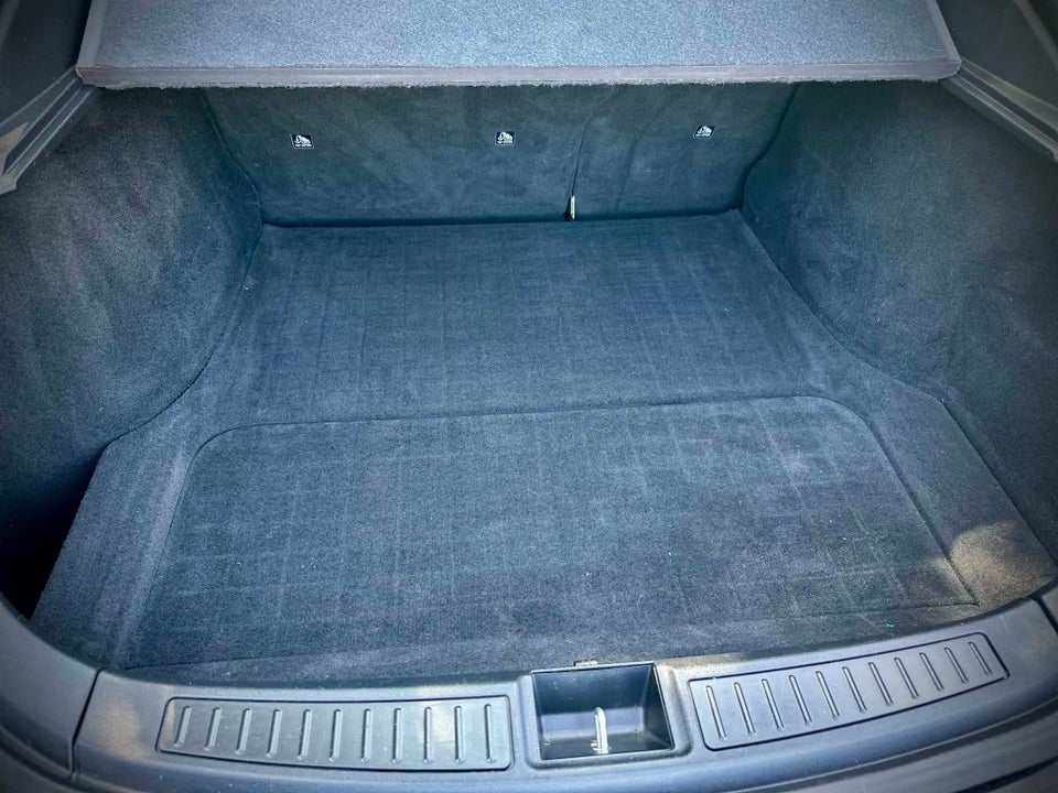 Tesla Model S P90D 5d