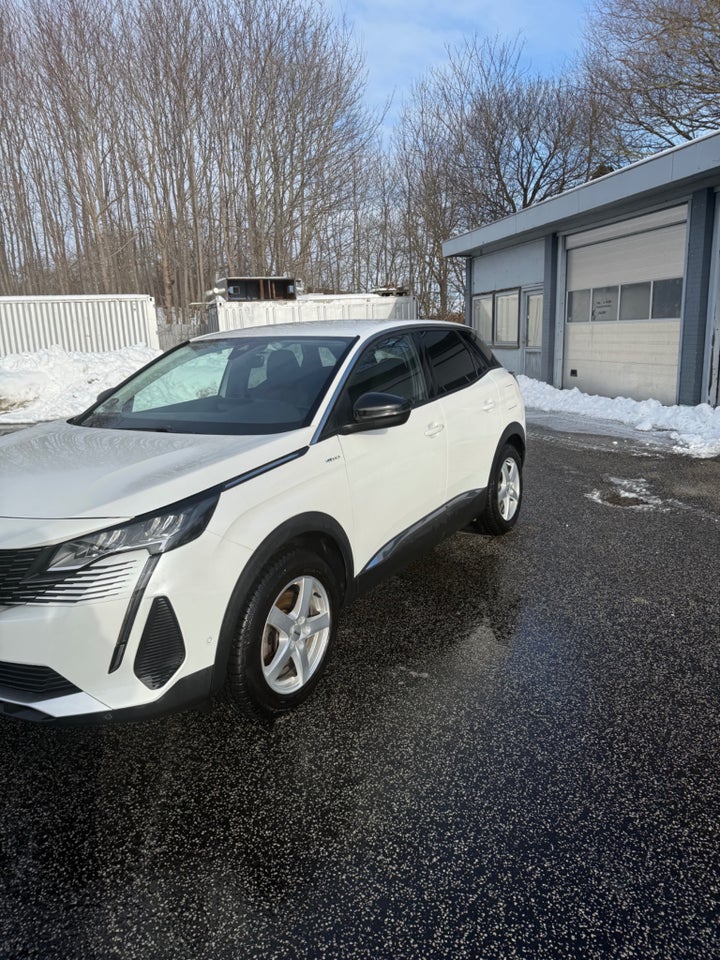 Peugeot 3008 1,6 Hybrid Selection EAT8 5d