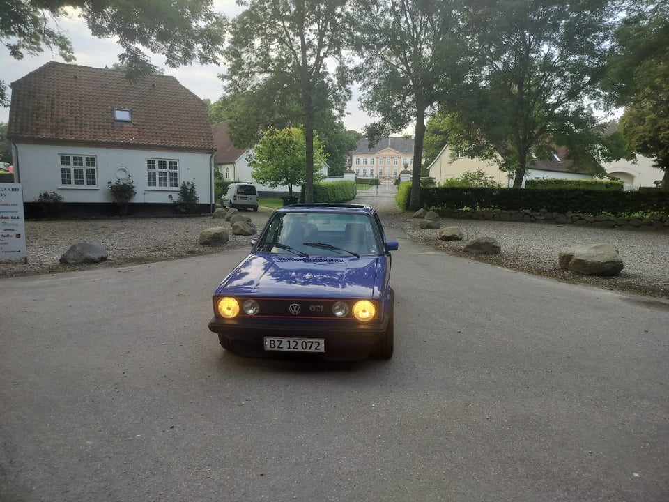 VW Golf I 1,8 GTi 5d