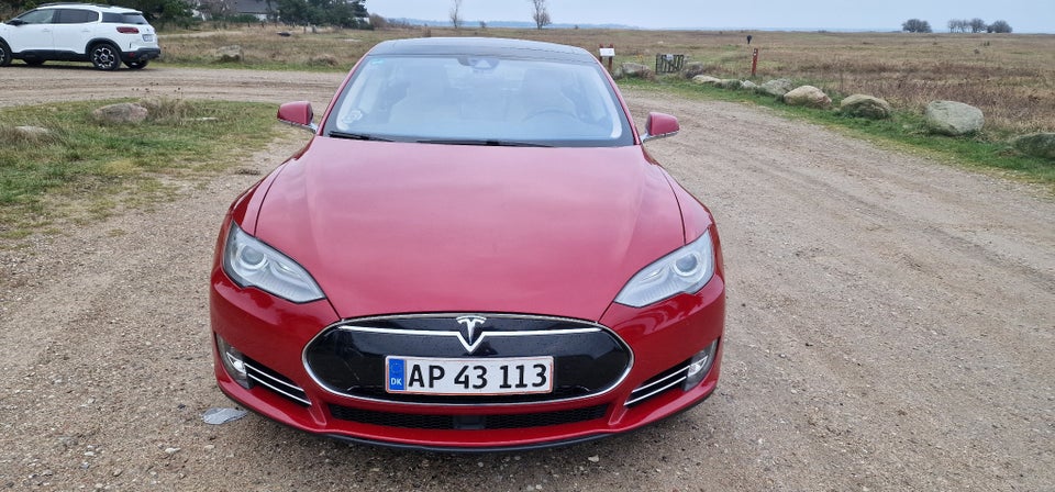 Tesla Model S 85 5d