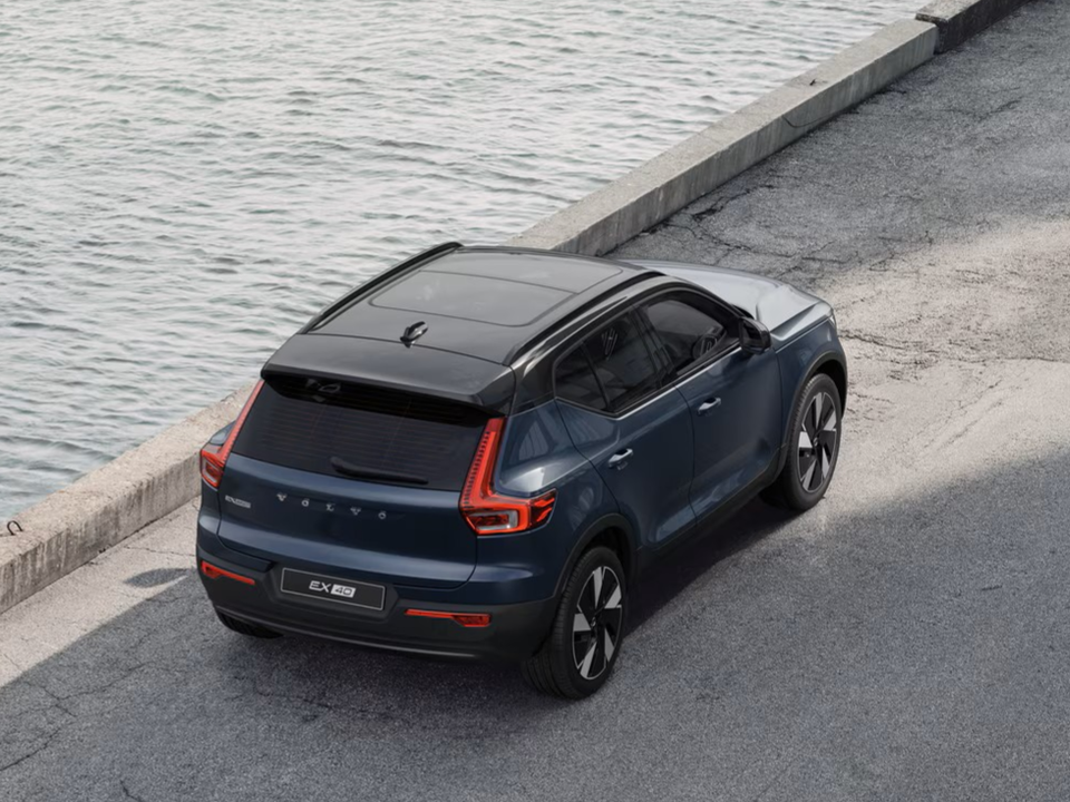 Volvo EX40 Extended Range Ultra 5d