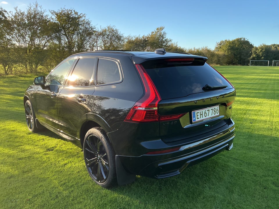 Volvo XC60 2,0 T6 ReCharge Black Edition aut. AWD 5d