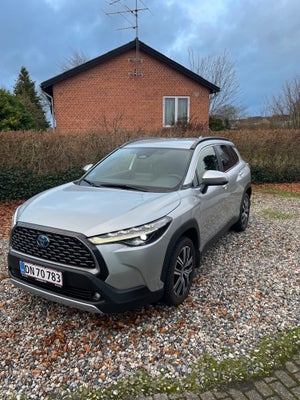 Toyota Corolla Cross 2,0 Hybrid Style Comfort CVT 5d