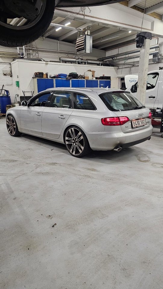 Audi A4 3,0 TDi 240 Avant quattro Tiptr. 5d