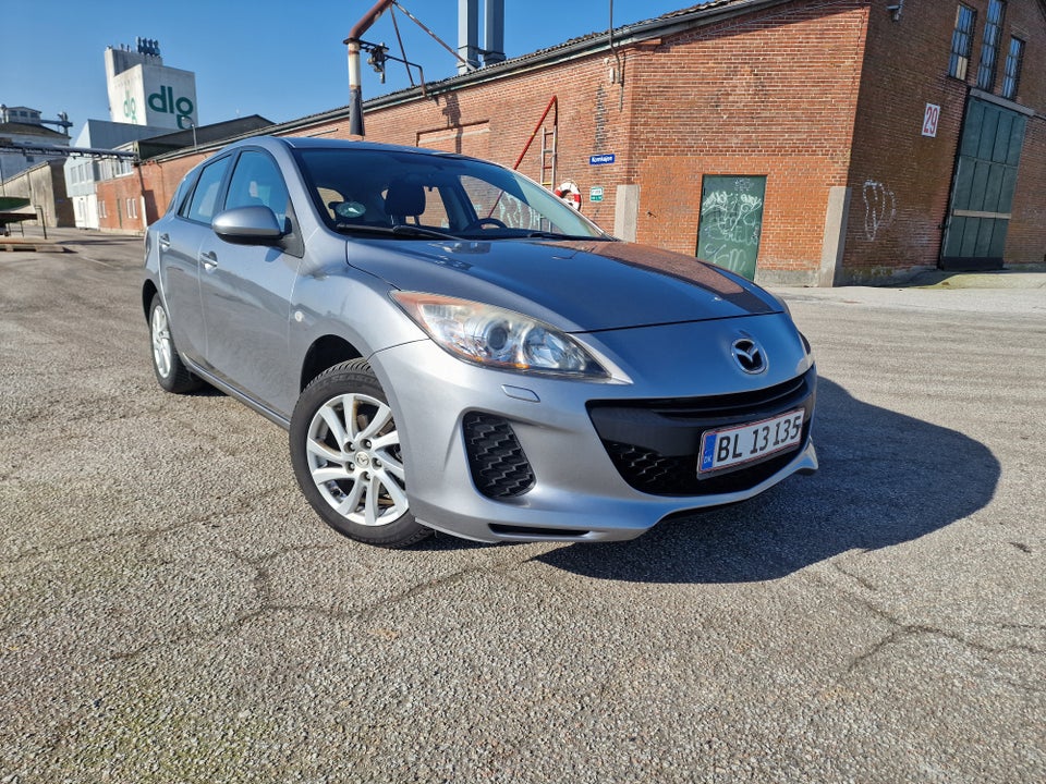 Mazda 3 1,6 Advance 5d
