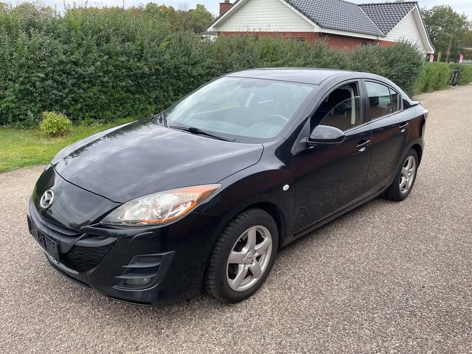 Mazda 3 1,6 Premium 4d