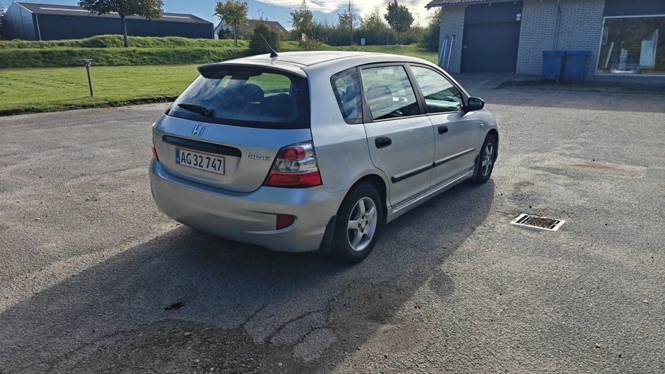 Honda Civic 1,4 i S 5d