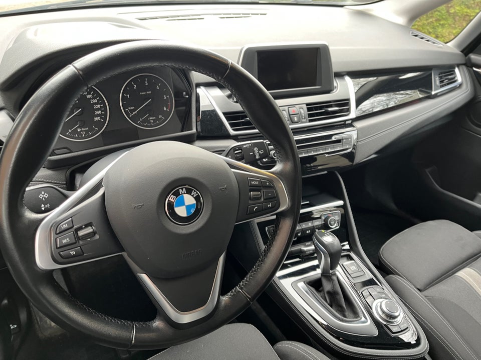 BMW 218d 2,0 Active Tourer Sport Line aut. 5d