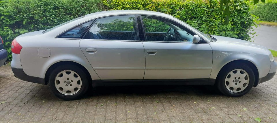 Audi A6 2,4 V6 Tiptr. 4d