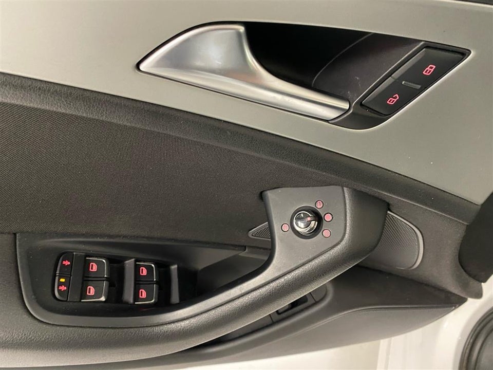 Audi A6 3,0 TDi 204 Avant quattro S-tr. 5d