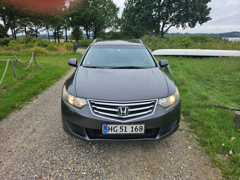 Honda Accord 2,0 Comfort Tourer 5d