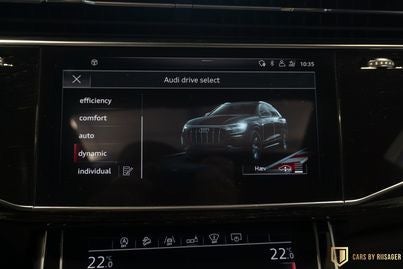 Audi Q8 50 TDi S-line quattro Tiptr. 5d