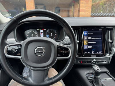 Volvo V90 2,0 D3 150 Momentum aut. 5d