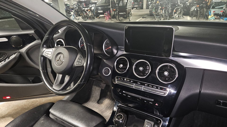 Mercedes C220 2,2 BlueTEC Avantgarde stc. 5d