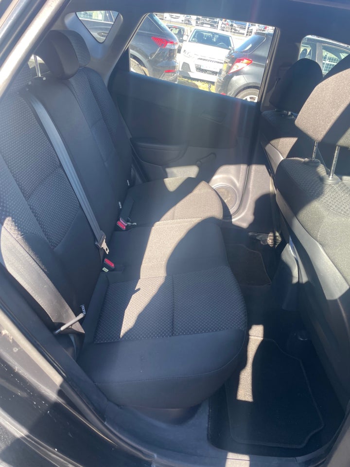 Hyundai i30 1,6 CRDi 90 Blue Drive 5d