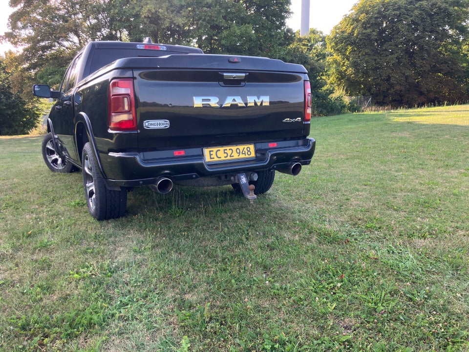 Dodge RAM 1500 5,7 V8 Hemi Longhorn aut. 4d