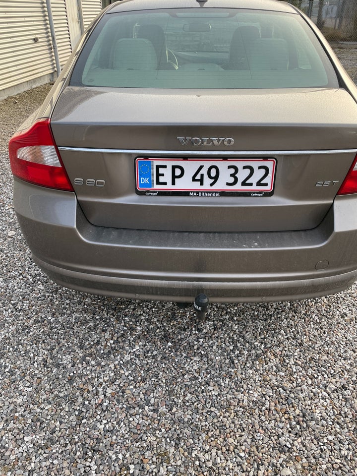 Volvo S80 2,5 T Momentum aut. 4d