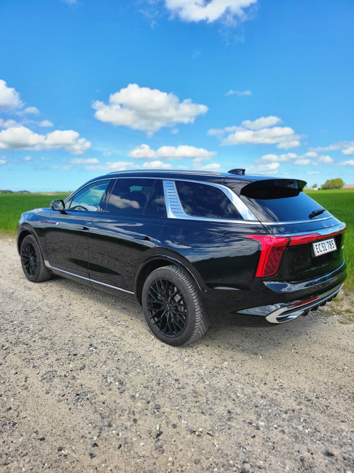 Hongqi E-HS9 99 Premium 5d