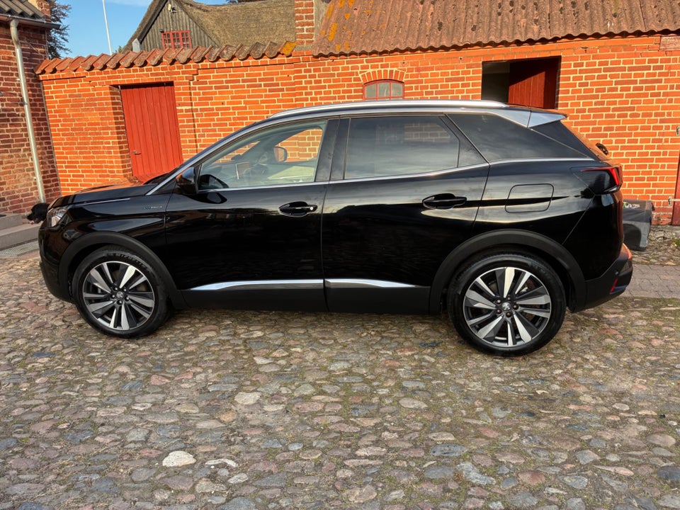 Peugeot 3008 1,6 Hybrid4 GT Premium EAT8 5d
