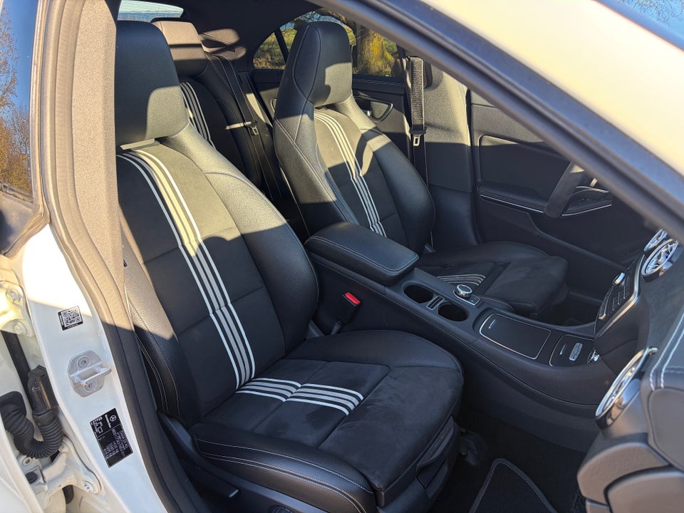 Mercedes CLA200 1,6 AMG Line Coupé aut. 4d