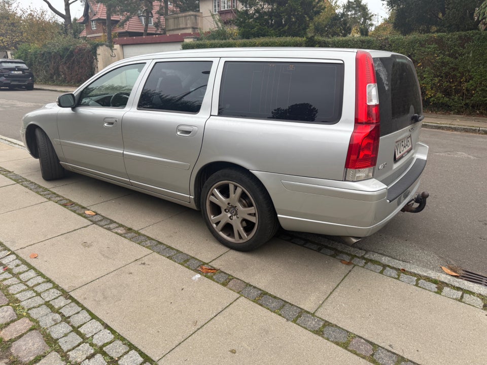 Volvo V70 2,5 T aut. 5d