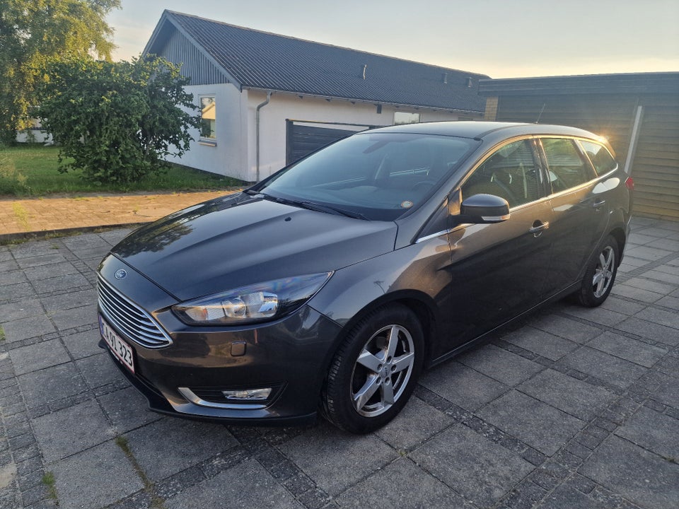 Ford Focus 1,0 SCTi 125 Titanium stc. 5d