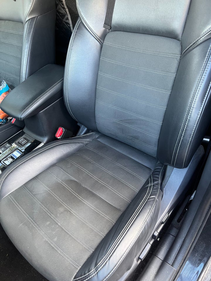Mitsubishi Outlander 2,4 PHEV Intense CVT 4WD 5d