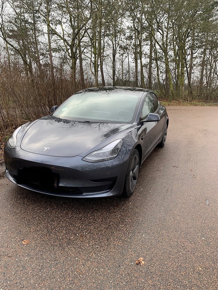 Tesla Model 3 Standard Range+ RWD 4d