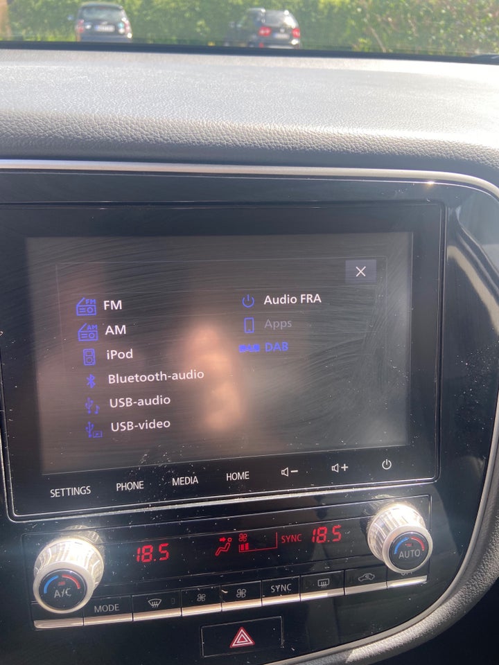 Mitsubishi Outlander 2,4 PHEV Intense CVT 4WD 5d