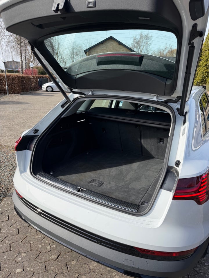 Audi e-tron 50 quattro 5d