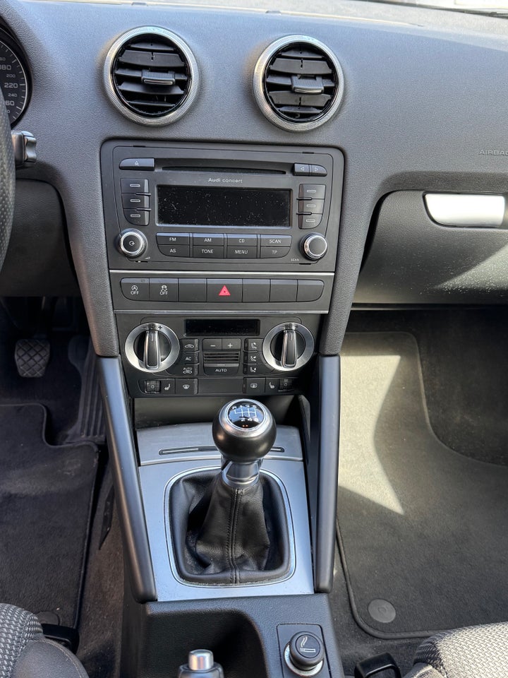 Audi A3 1,4 TFSi 122 Ambition Sportback 5d