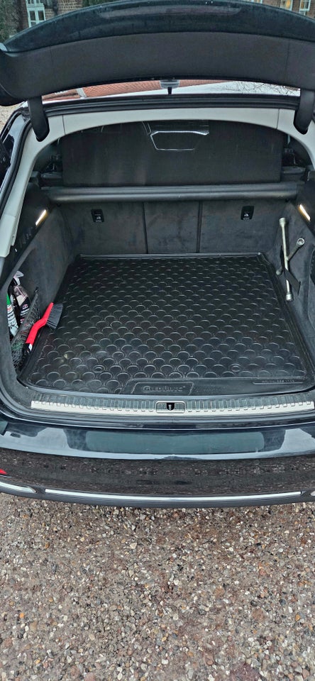 Audi A6 40 TDi Avant S-tr. 5d