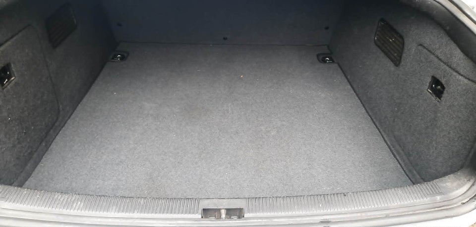 Audi A6 2,4 V6 Tiptr. 4d