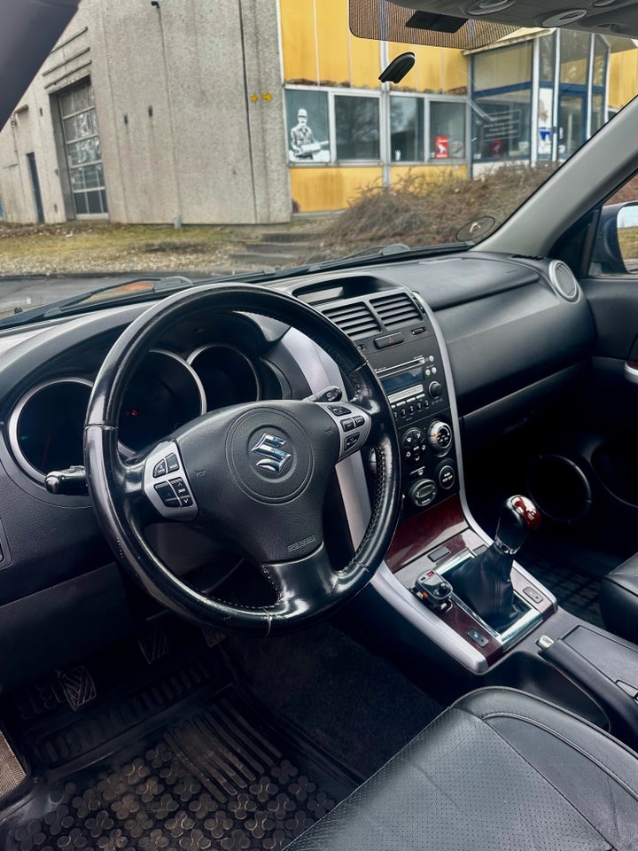 Suzuki Grand Vitara 1,9 DDiS GLX Van 5d