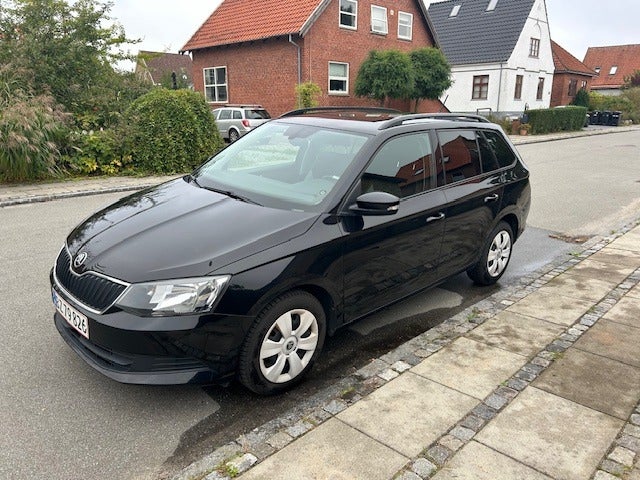 Skoda Fabia 1,0 MPi 75 Ambition Tour 5d