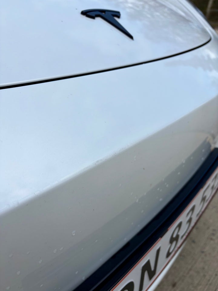 Tesla Model Y Long Range AWD 5d